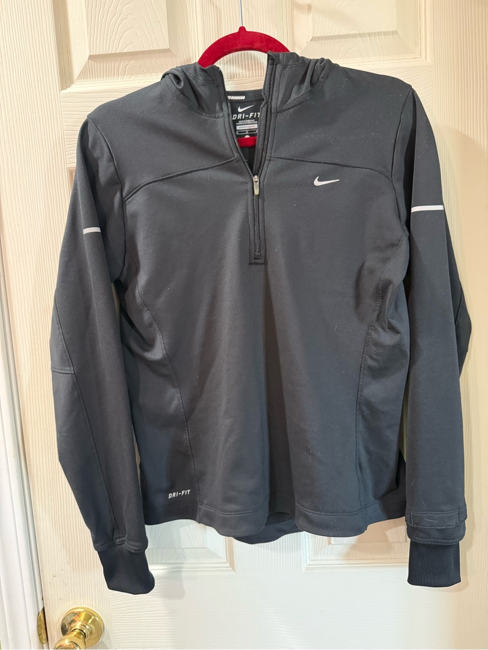 Nike Women’s Black Dri-FIT Hooded Half-Zip Jacket